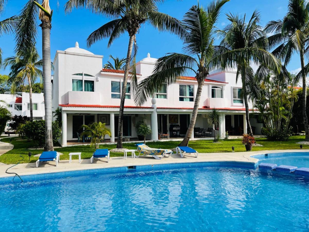 Villa Bella 3Br Wifi Bikes Beach Access (Adults Only) Плая-дель-Кармен Экстерьер фото