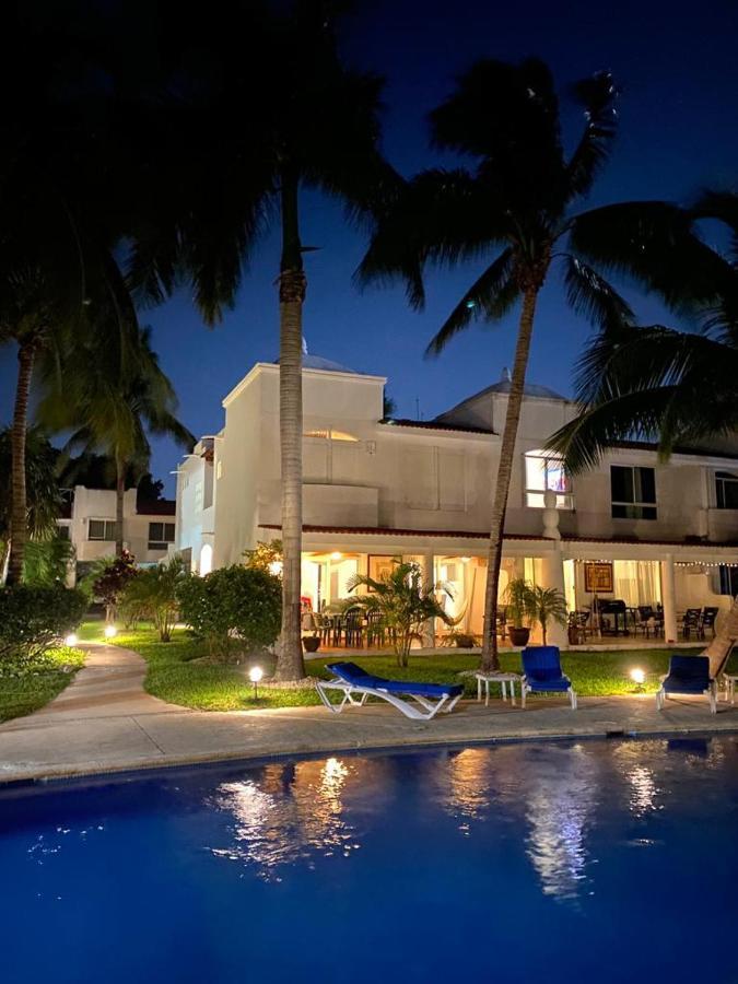 Villa Bella 3Br Wifi Bikes Beach Access (Adults Only) Плая-дель-Кармен Экстерьер фото